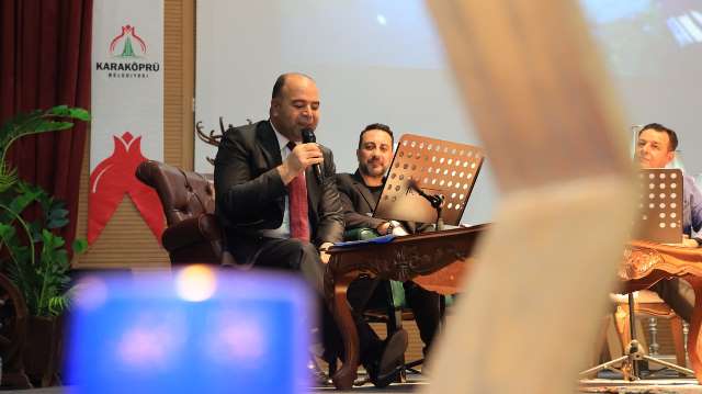 Karaköprü’de Şi̇i̇r Akşami Yoğun İlgi̇ Gördü (4)