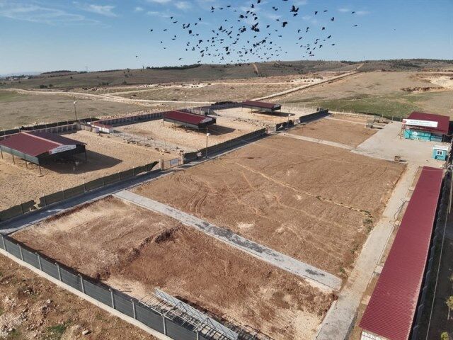 S A H I P S I Z H A Y V A N L A R I N T O P L A N M A S I N D A H E D E F E U L A S I L D I 4