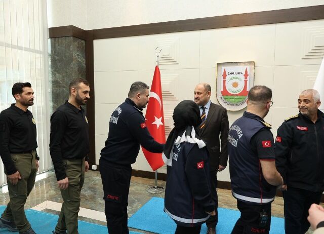 Başkan Gülpinar, Beledi̇ye Personeli̇yle Bayramlaşti (2)