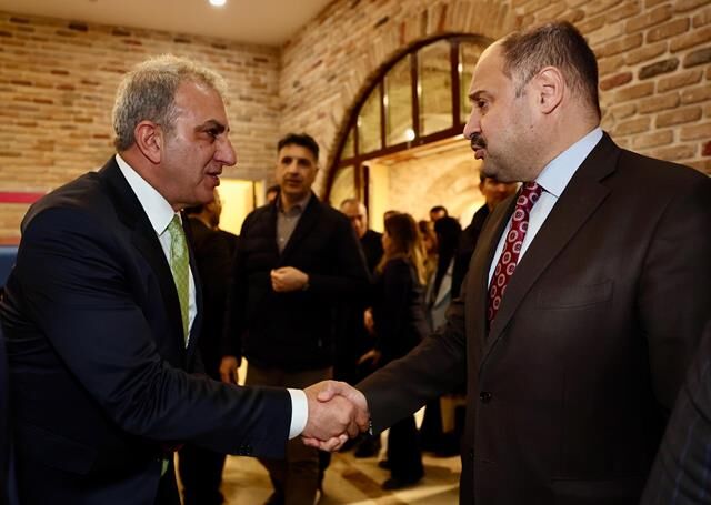 Başkan Gülpinar, İlçe Beledi̇ye Başkanlari Ve Mecli̇s Üyeleri̇yle İftarda Buluştu (7)