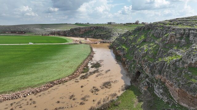 Büyükşehi̇r, Vi̇ranşehi̇r Kirsalinda Sel Hasarini Onariyor (6)