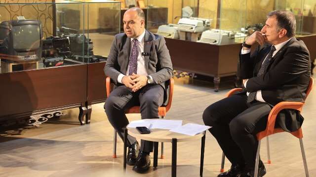 H D Oe Ajcb Q A A M4 T J