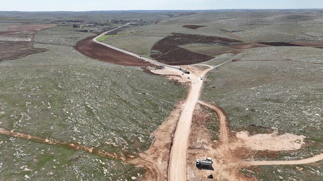 Halfeti̇–Bozova Grup Yolundaki̇ Asfalt Çalişmalarinda Sona Geli̇ndi̇ (9)