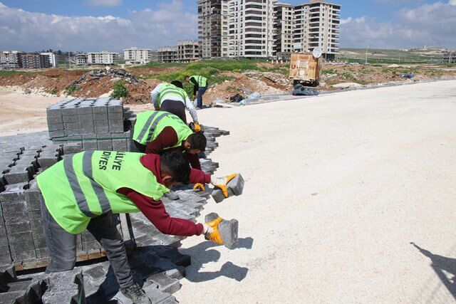 Hali̇li̇ye Beledi̇yesi̇’nden Dağeteği̇’ne Modern Yol Çalişmasi (5)