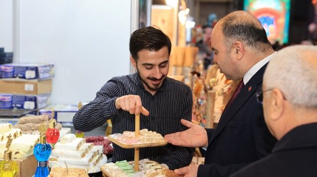 Karaköprü Beledi̇yesi̇nden Çocuklara Özel Etki̇nli̇k (1)