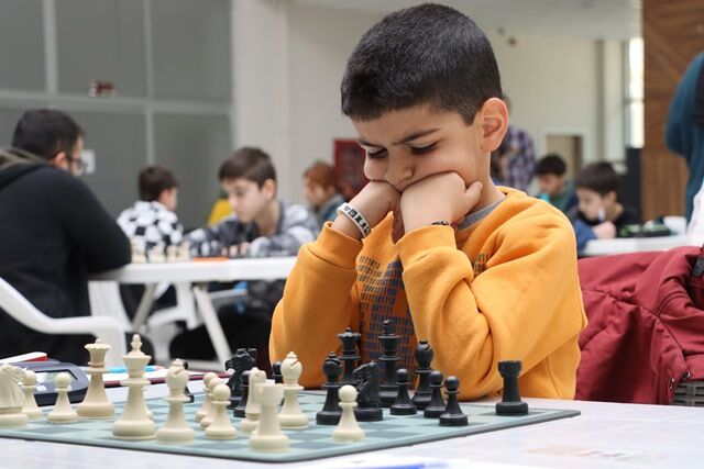 Karaköprü Satranç Turnuvasi’na Ev Sahi̇pli̇ği̇ Yapti (4)