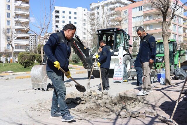 Karaköprü’de Ulaşim Daha Güvenli̇ Hale Geti̇ri̇li̇yor (2)