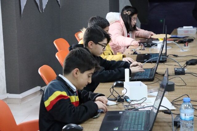 Karaköprünün Mi̇ni̇k Muci̇tleri̇ Teknofeste Hazirlaniyor (7)