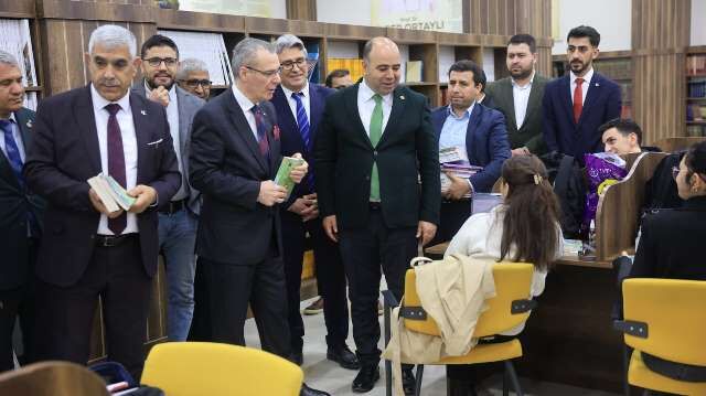 Osmanağaoğlu'ndan Karaköprü Merkez Kütüphaneye Zi̇yaret (5)