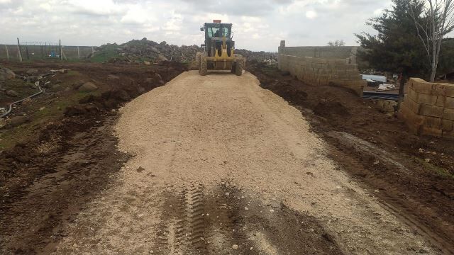 Şanliurfa’da Yağiş Sonrasi Yol Çalişmalari Araliksiz Sürüyor (1)