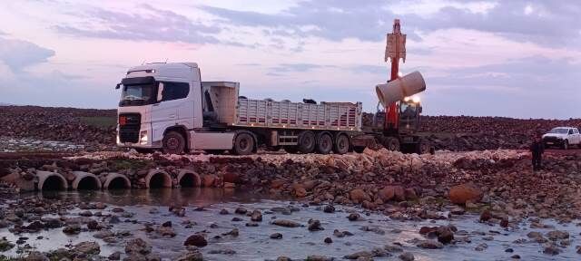 Şanliurfa’da Yağiş Sonrasi Yol Çalişmalari Araliksiz Sürüyor (3)