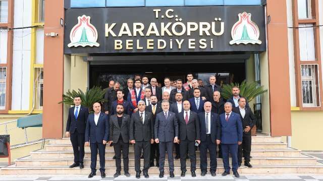 Suat Kiliç’tan Başkan Ni̇hat Çi̇ftçi̇’ye Zi̇yaret Ve Teşekkür (2)