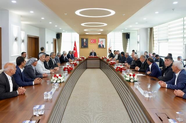 Başkan Gülpinar, Suruçlu Muhtarlarin Talepleri̇ni̇ Di̇nledi̇ (4)