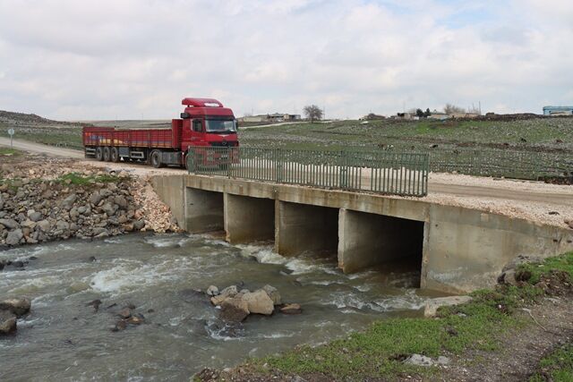Büyükşehi̇r, Vi̇ranşehi̇r’de Seli̇n İzleri̇ni̇ Si̇ldi̇ (6)