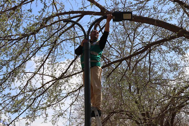 Hali̇li̇ye’de Yaz Öncesi̇ Parklarda Hummali Çalişma (3)