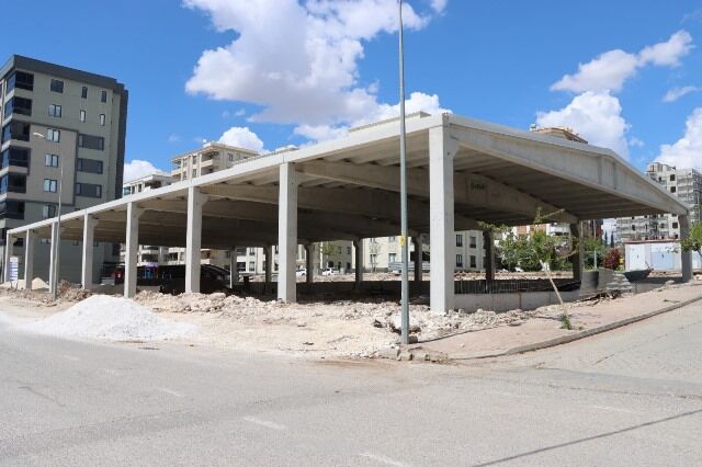 Karaköprü’ye Son Bi̇r Yilda Üçüncü Modern Semt Pazari Yapiliyor (3)