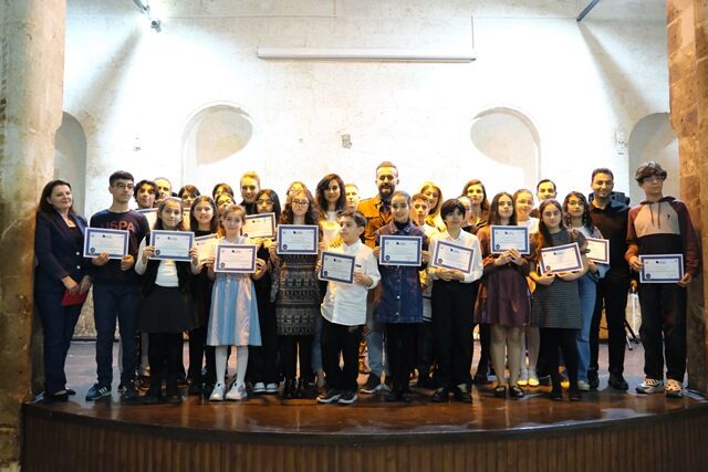 Mi̇ni̇k Ve Genç Pi̇yani̇stler Sahnede Göz Doldurdu (6)