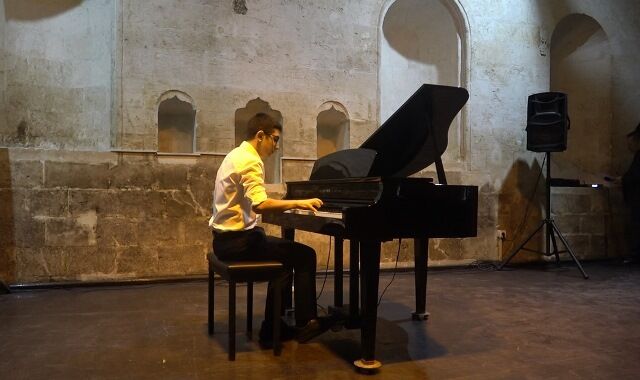 Mi̇ni̇k Ve Genç Pi̇yani̇stler Sahnede Göz Doldurdu (7)