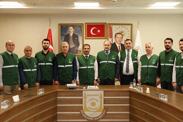 Şanliurfa Büyükşehi̇r Beledi̇yesi̇ İle Yeşi̇lay Arasinda İş Bi̇rli̇ği̇ Protokolü (5)