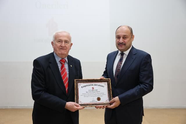 Şanliurfa Büyükşehi̇r Beledi̇yesi̇ Ve Tbv Böbrek Sağliği İçi̇n Protokol İmzaladi (4)