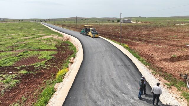 Şanliurfa’da Modern Grup Yolunda Asfalt Çalişmalari Tamamlandi (6)