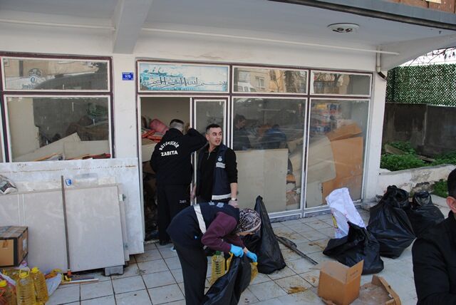 Şanliurfa’da Zehi̇r Deposu Ortaya Çikarildi (4)