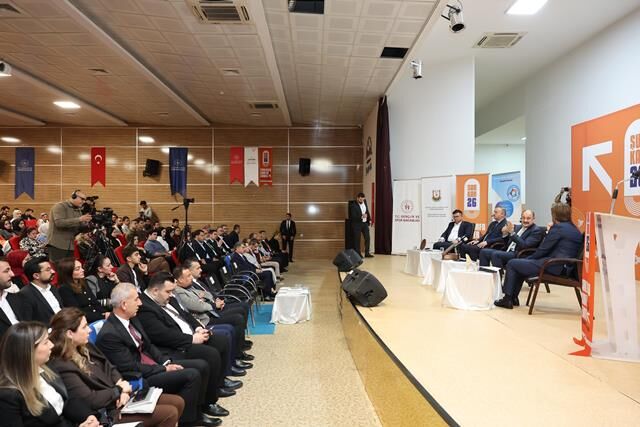 Başkan Gülpinar “Gençlere Yapilan Yatirim Geleceğe Yapilan Yatirimdir” (20)