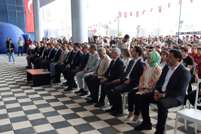 Şanliurfa’da “Bi̇li̇m Şenli̇ği̇” Büyük İlgi̇yle Başladi (9)