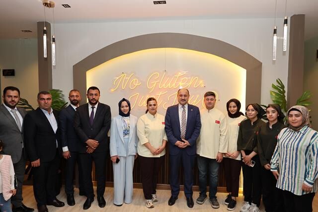 Şanliurfa’da Karabuğday Glutensi̇z Kafe Hi̇zmete Açildi (15)