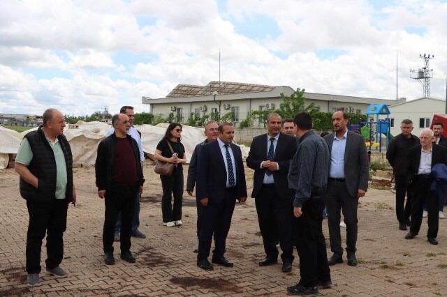 Tbb Heyeti̇, Şanliurfa Büyükşehi̇r Beledi̇yesi̇’ni̇n Tarimsal Üreti̇mi̇ni̇ İnceledi̇ (4)